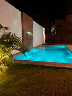 Casa Vento88 - 3 suítes, piscina privativa, em condomínio beira mar